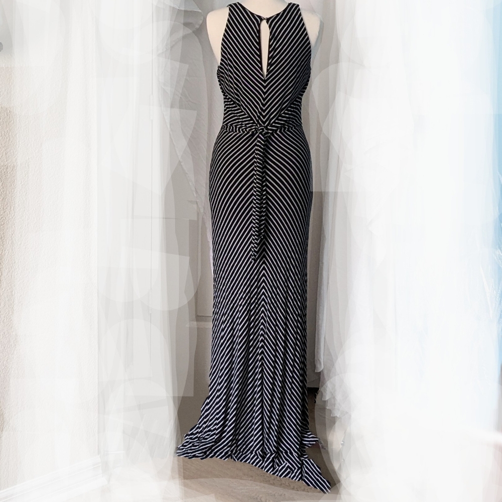 White House Black Market Maxi Halter Dress with free shipping - Picture 6 of 9